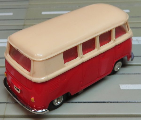 Faller AMS,  Maßstab 1:64 - VW Bulli Krankenwagen mit Blinklicht, 60er Jahre Spielzeug (DEZ654)