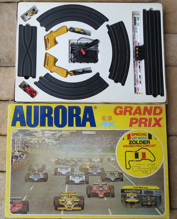 Aurora AFX GP 4050 *Zolder* - Komplettpackung mit 2 Tomy Formel 1 Autos (SE232)