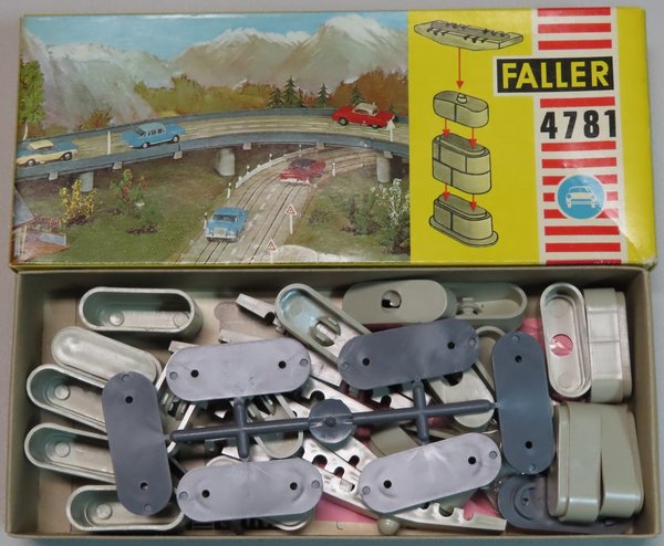 Faller AMS 4781 -- Fahrbahnstützen in OVP, 60er Jahre Spielzeug (DEZ692)