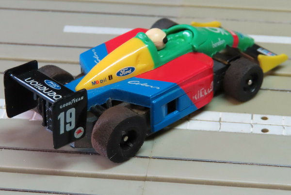 Für H0 Slotcar Racing Modellbahn --- Formel 1 / Indy mit Tyco Motor (DEZ383)