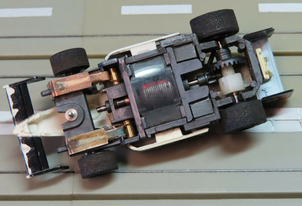 Für H0 Slotcar Racing Modellbahn --- Formel 1 / Indy mit Tyco Motor (DEZ378)