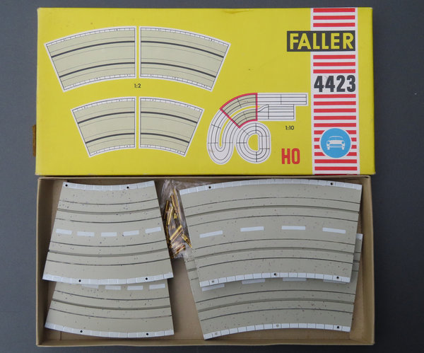 Faller AMS 4423 -- 2 x 22 Grad + 2 x 23 Grad in OVP, 60er Jahre  Spielzeug (DEZ902)