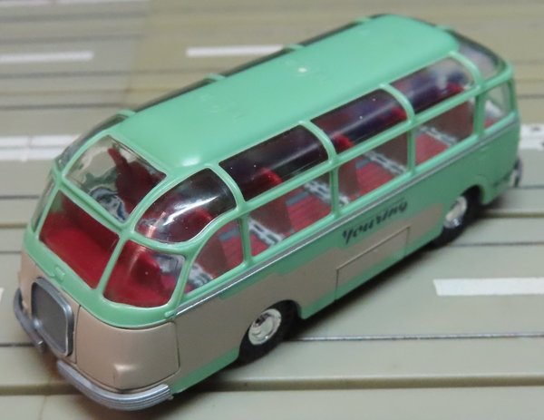 für H0 Slotcar Racing Modellbahn --  Setra Bus mit Blockmotor / Einzelstück (DEZ815)