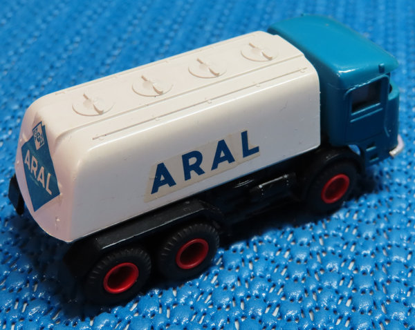 Faller AMS 5780 ~ ARAL Tanklastwagen mit Zinkgetriebe, 60er Jahre Spielzeug (DBW258)