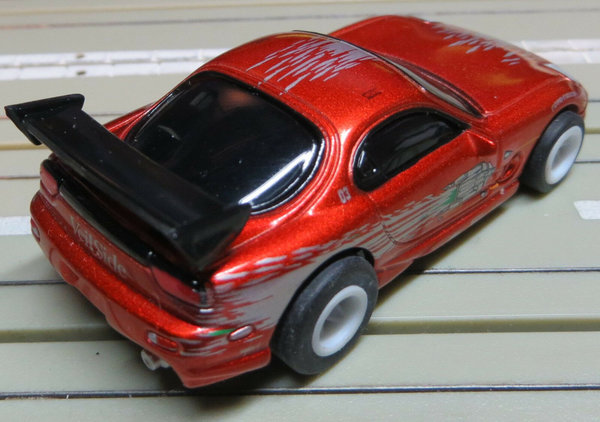 für H0 Slotcar Racing Modellbahn -- Mazda RX 7 mit Tyco Chassis (EBS498)