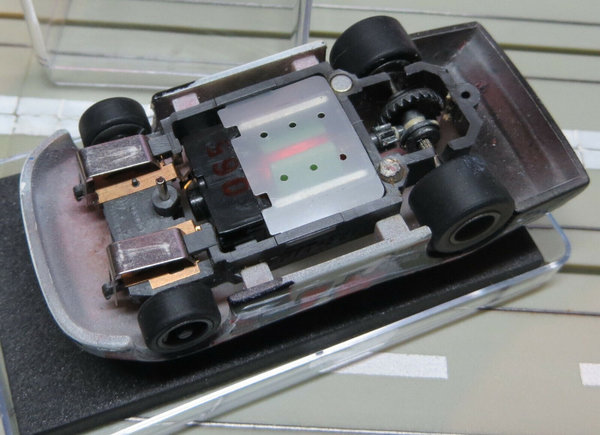 H0 Slotcar Racing Modellbahn --- Nascar mit Life Like Motor in Box (EBS507)
