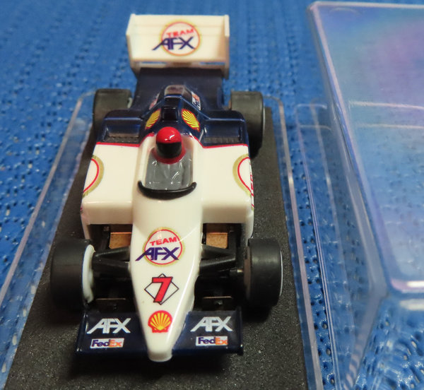 H0 Slotcar Racing Modellbahn ~~ Formel 1 / Indy mit Tomy Motor in Box (EBS529)