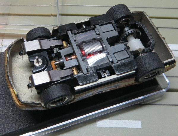 H0 Slotcar Racing Modellbahn -- Nascar Camaro 3 Tyco Motor Klarsicht Box EBS544