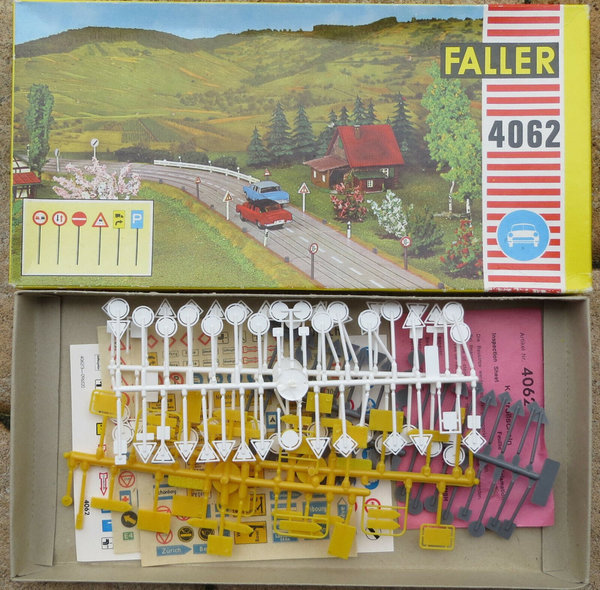Faller AMS 4062 -- Verkehrszeichen-Set in OVP, 60er Jahre Spielzeug #BNL2030