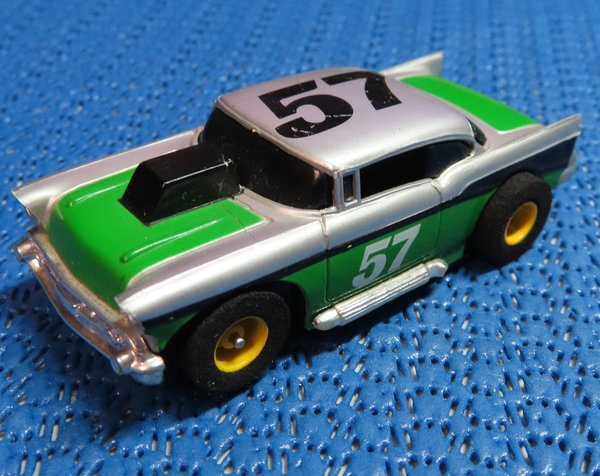 Für H0 Slotcar Racing Modellbahn -- 1957er Chevrolet Bel Air (DEZ1246)