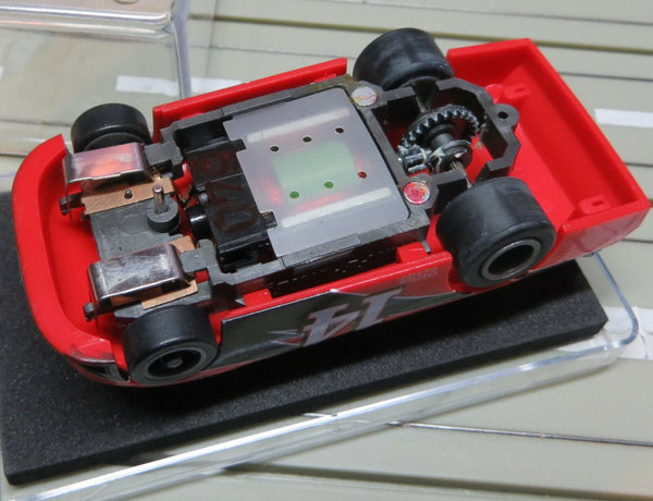 H0 Slotcar Racing Modellbahn --- Nascar No 14 mit Life Like Motor in Box EBS570